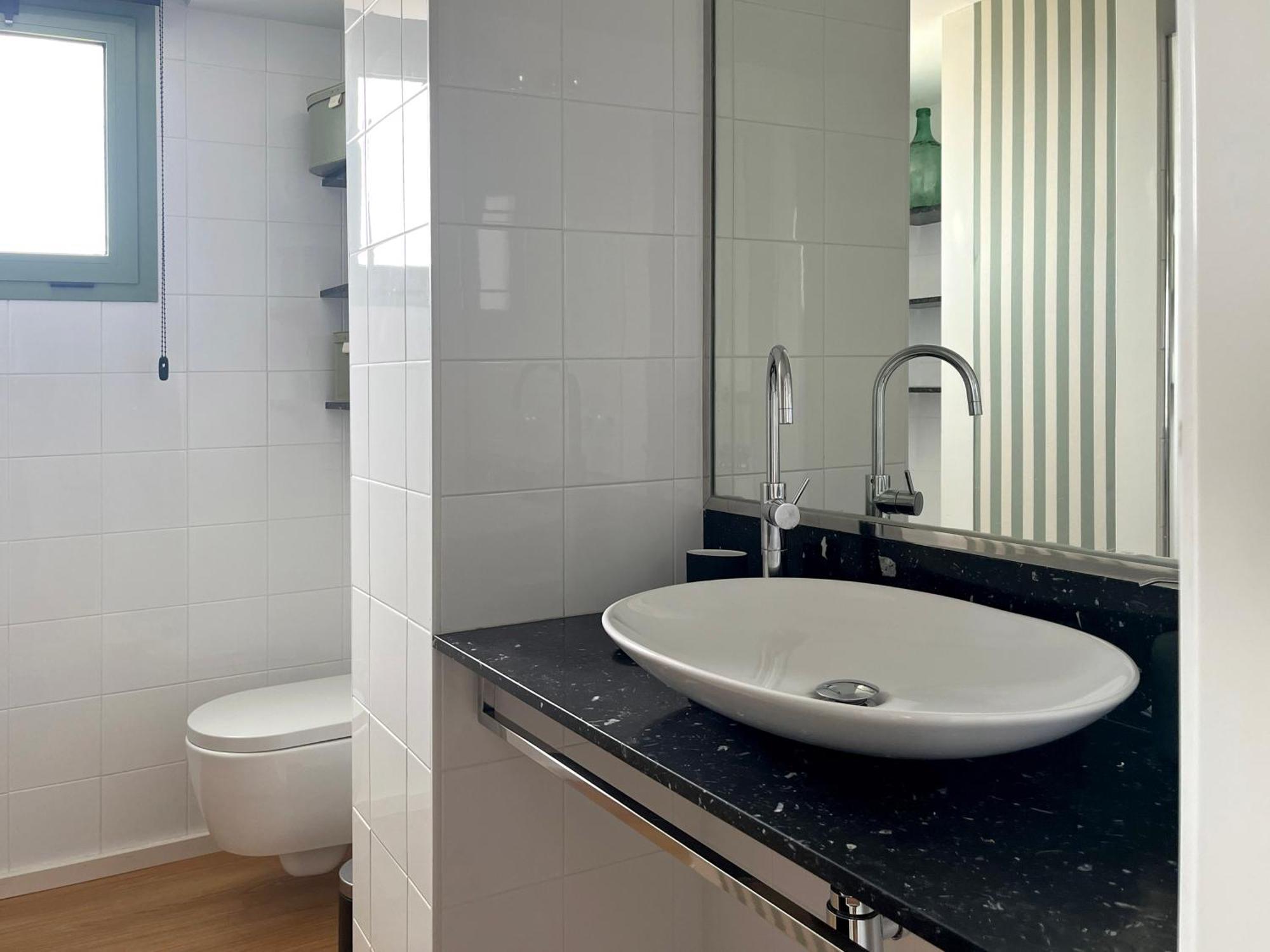 Stylish Well-Connected Beachfront Flat Valencia Luaran gambar